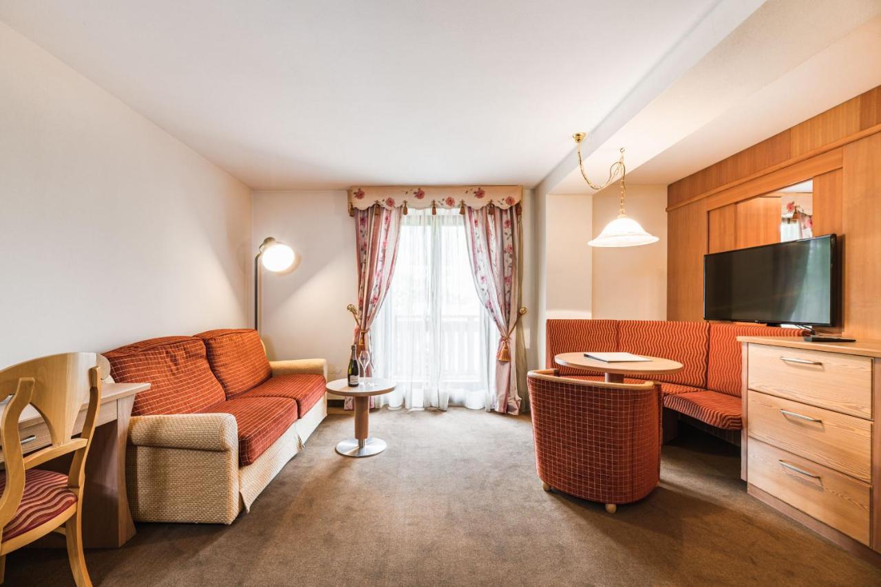 Hotel Weingarten Eppan an der Weinstraße Buitenkant foto