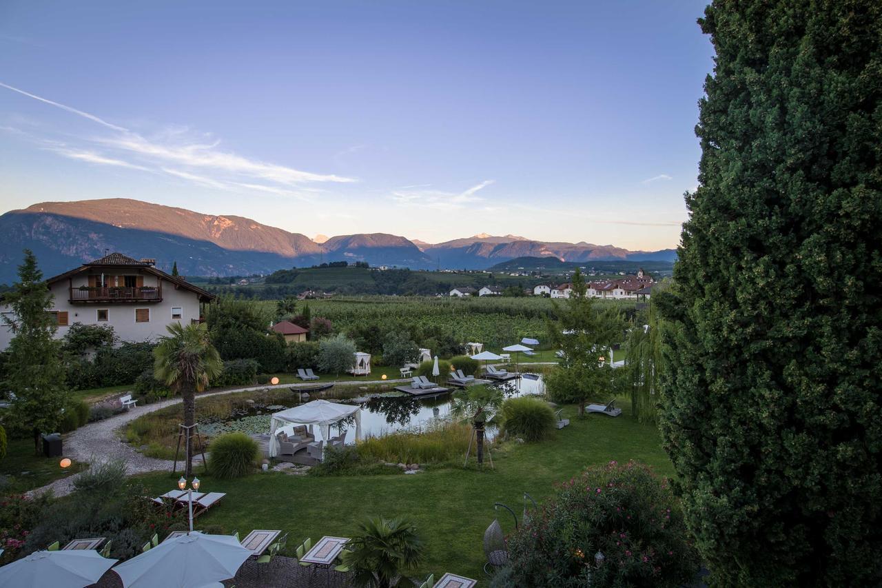 Hotel Weingarten Eppan an der Weinstraße Buitenkant foto