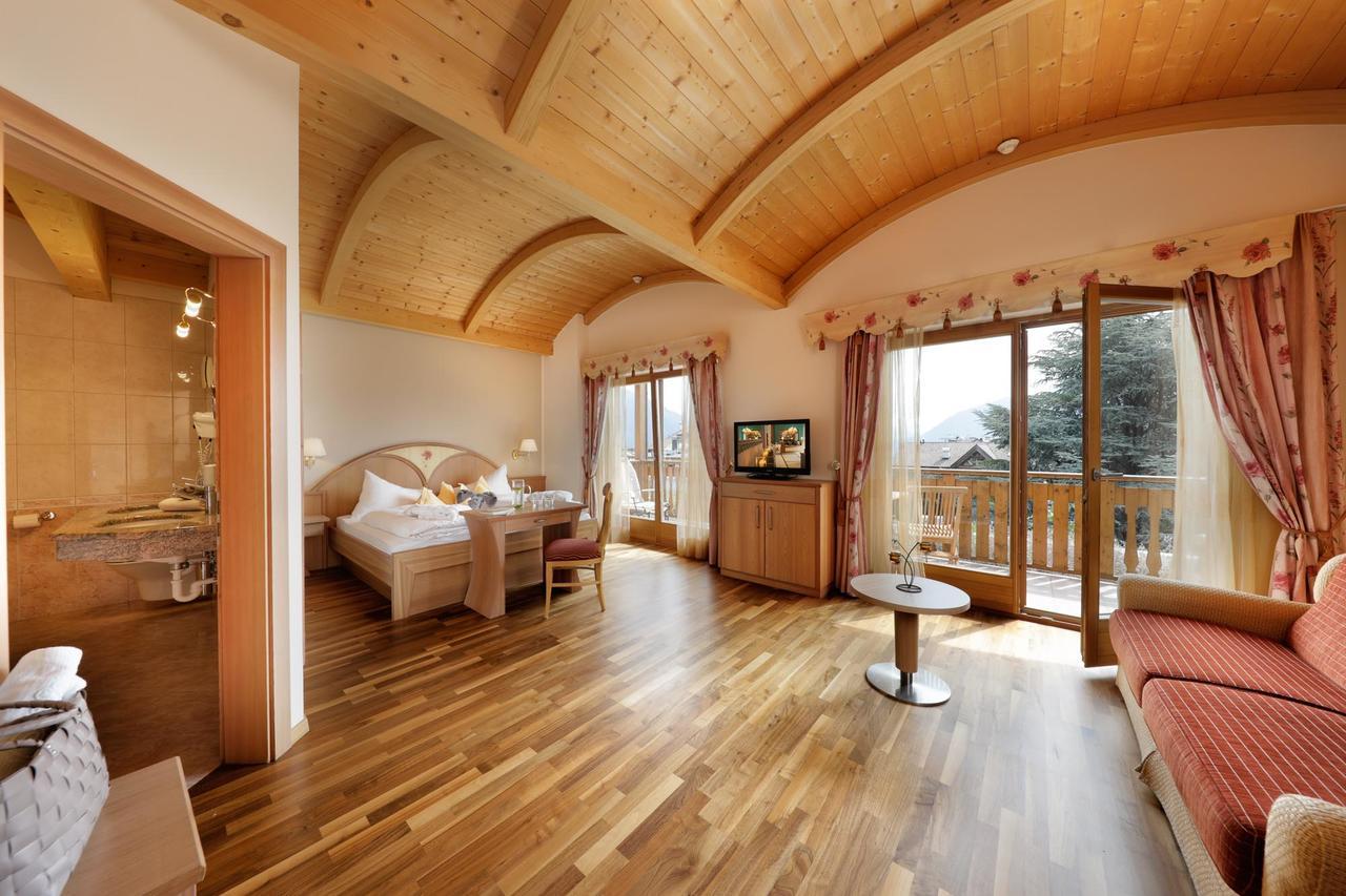Hotel Weingarten Eppan an der Weinstraße Buitenkant foto