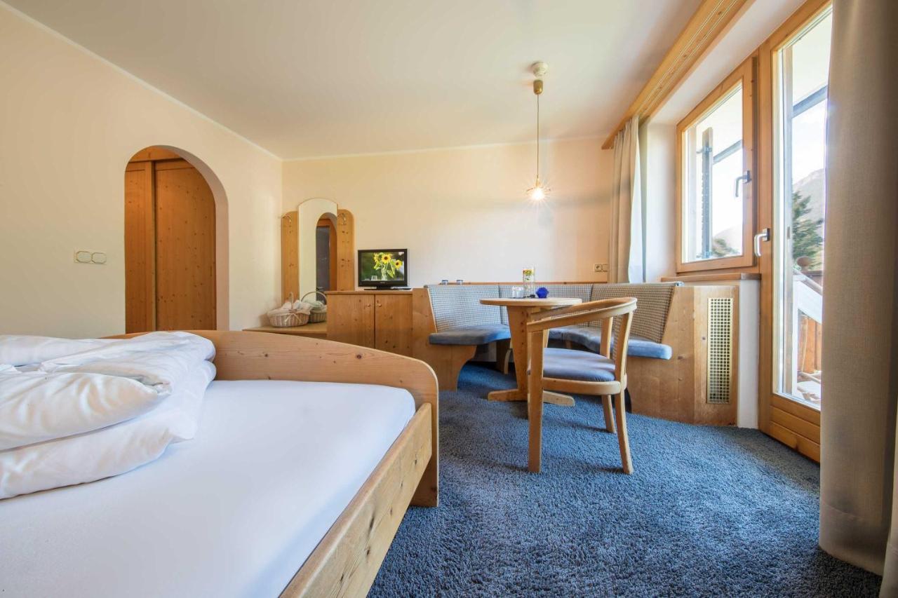 Hotel Weingarten Eppan an der Weinstraße Buitenkant foto
